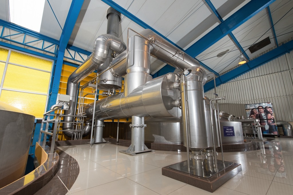 A vapour condenser for energy recovery has been linked up to the boiling equipment.